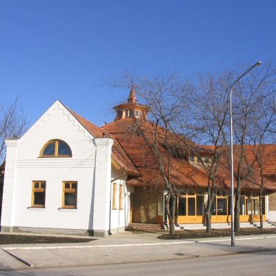 Faluház