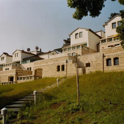 Apartmanházak