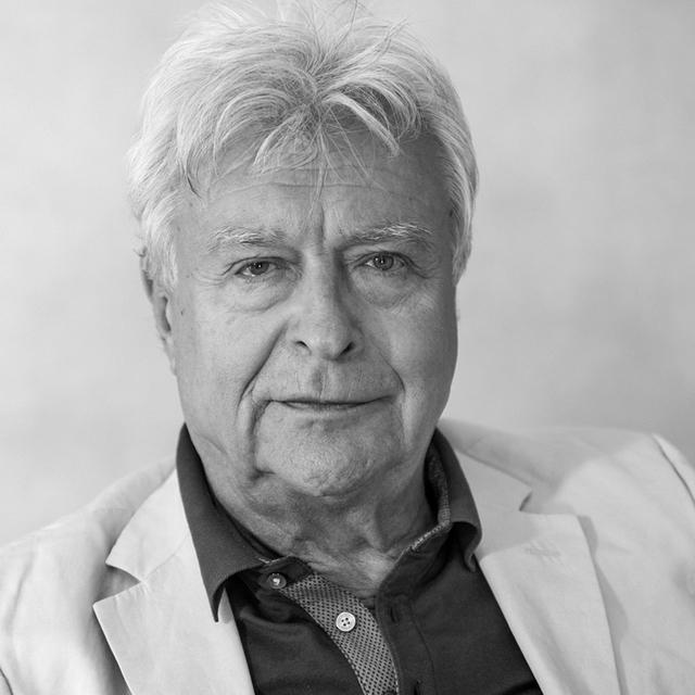Lukács Sándor profilképe