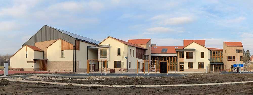 Patakpart Iskola (16 tantermes iskola)