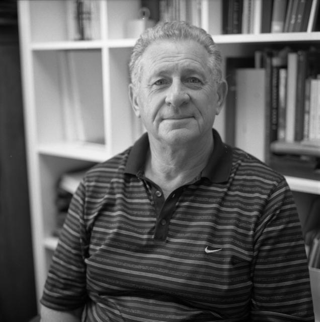 Szenes István profilképe