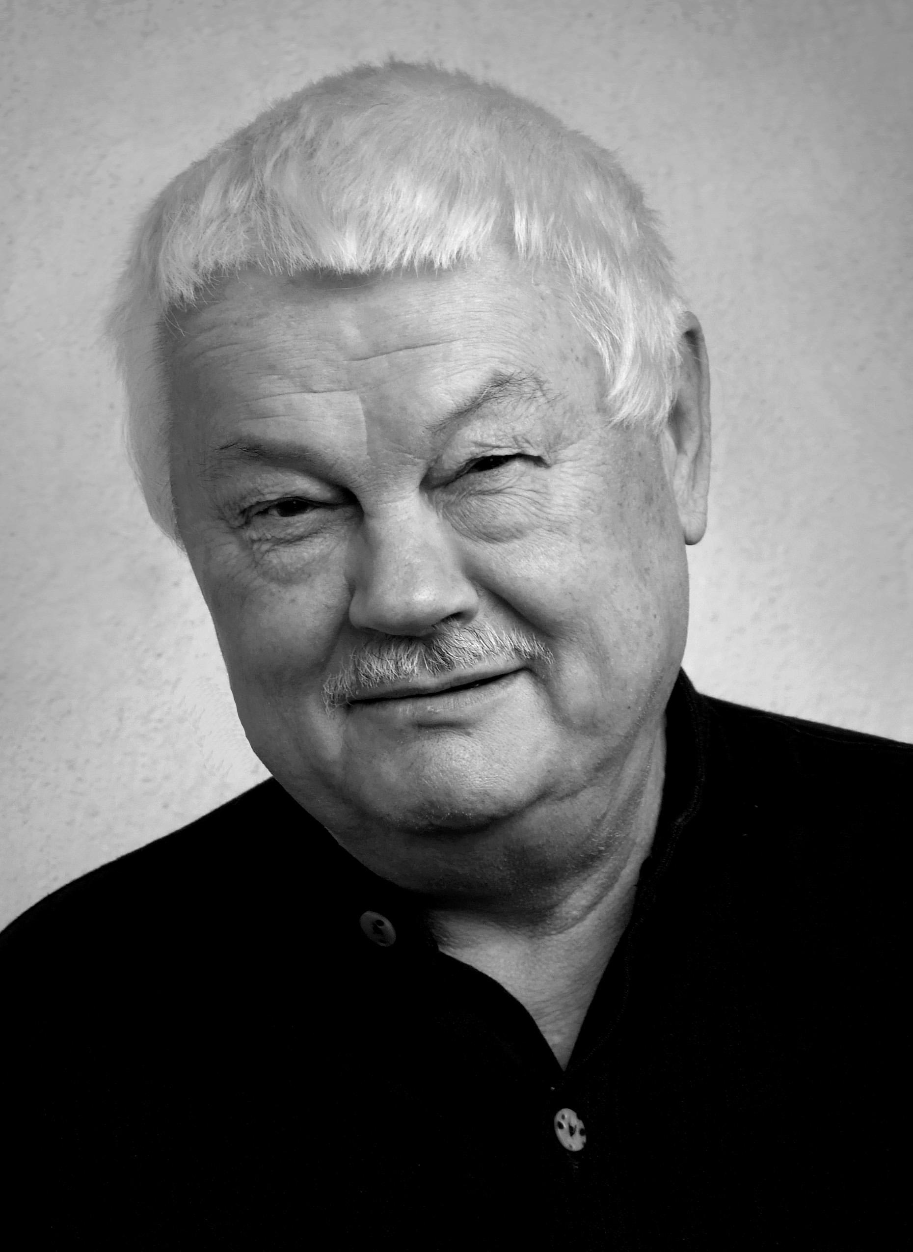 Kunkovács László profilképe