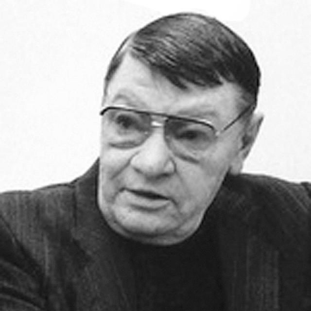 Gion Nándor profilképe