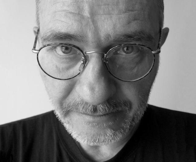 Rostoka László profilképe
