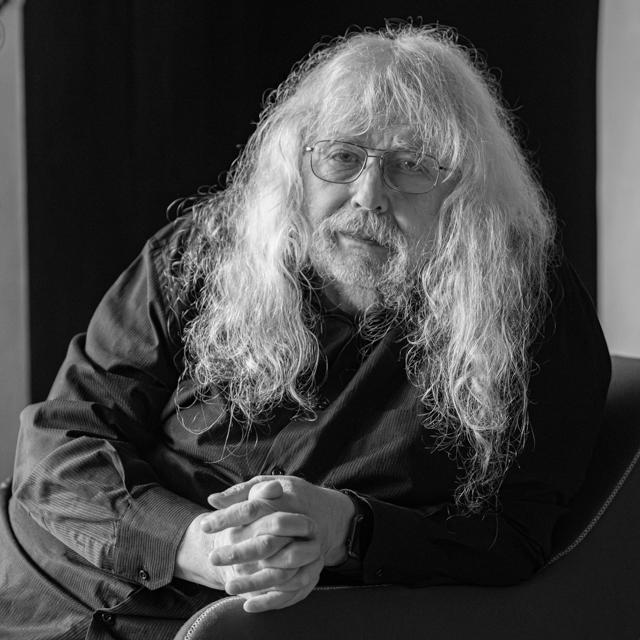 Sáros László György profilképe