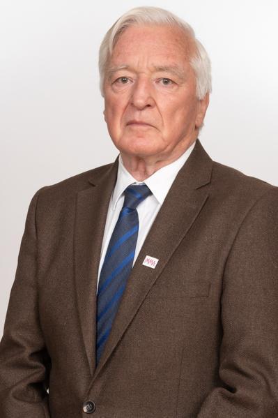 Márkos Albert profilképe