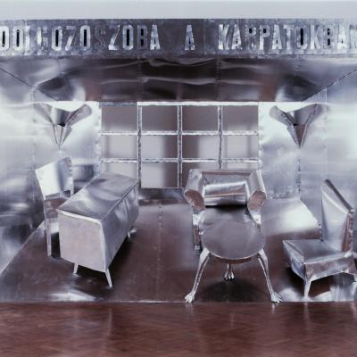 Dolgozószoba a Kárpátokban