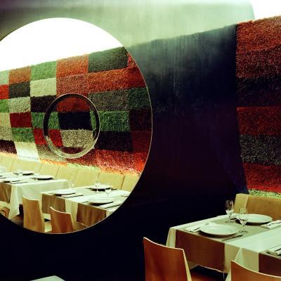 Tom George I. étterem enteriőrdizájn