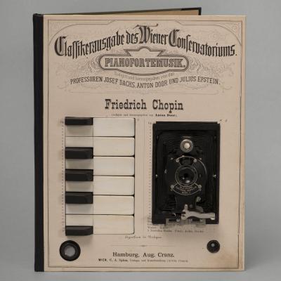 Két világ (Chopin átirat fényképezőgéppel)