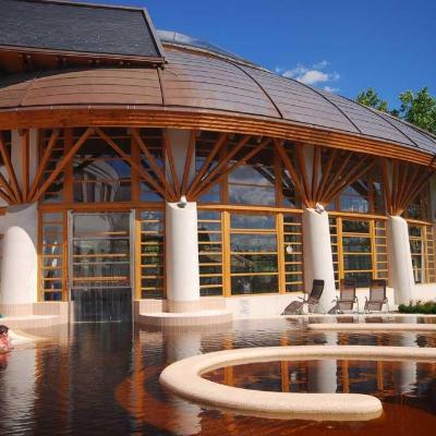 Fürdő gyógyászati szárny