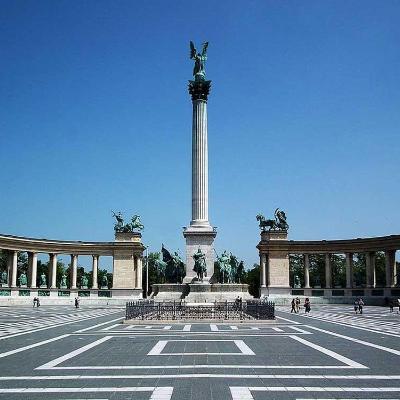 Hősök tere Millenniumi Emlékmű 2. ütem rekonstrukció