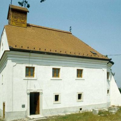 Pusztazámori remeteség műemlék-helyreállítás