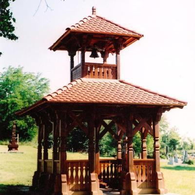 Fatalpas szerkezetű harangtorony