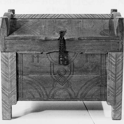 Ácsolt láda - szökröny